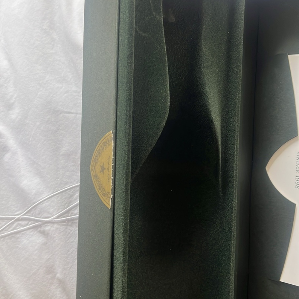 1998 Dom Perignon boxes - Picture 4 of 5
